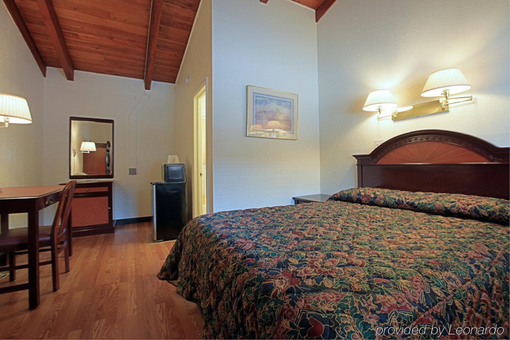 Americas Best Value Inn Fort Collins Camera foto