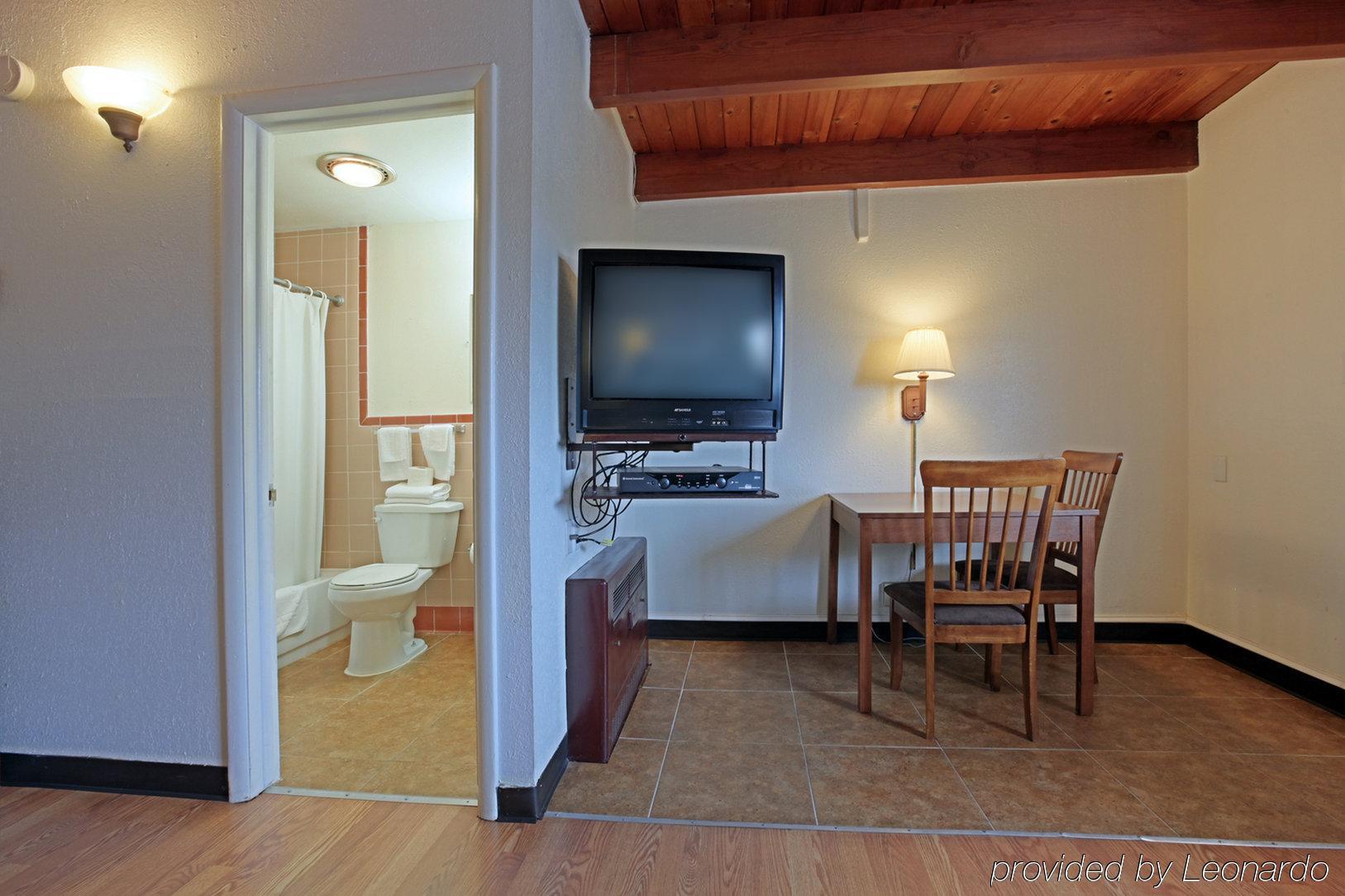 Americas Best Value Inn Fort Collins Camera foto